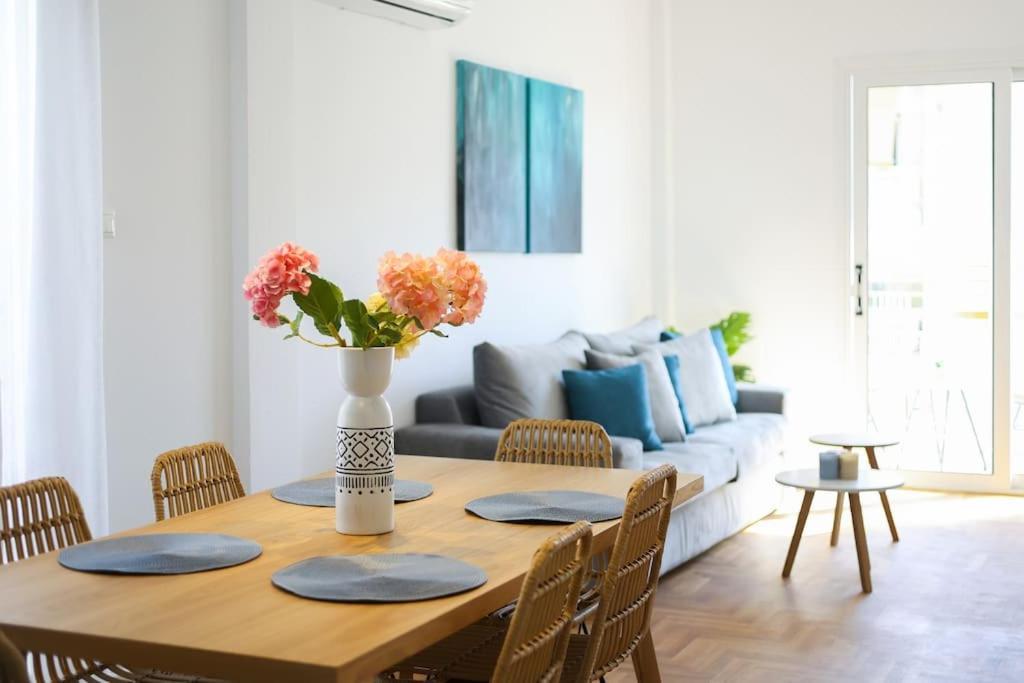 Blue Delta Apartment Palaio Faliro Athen Exterior foto