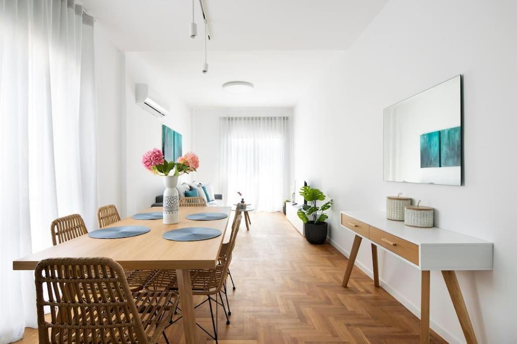 Blue Delta Apartment Palaio Faliro Athen Exterior foto
